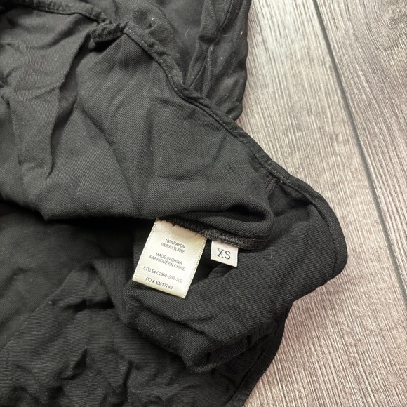 Cloth & Stone 2 Lot T Shirt Top Womens XS Black V Neck Short Sleeve Rayon - Picture 6 of 10